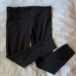 Black Fabletics leggings (L)